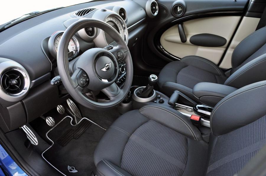  Mini Cooper Countryman 2011 года  (фото 95 из 160)